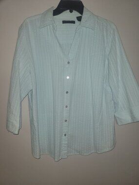 Preswick & Moore Light Blue Textured Button-Down Shirt